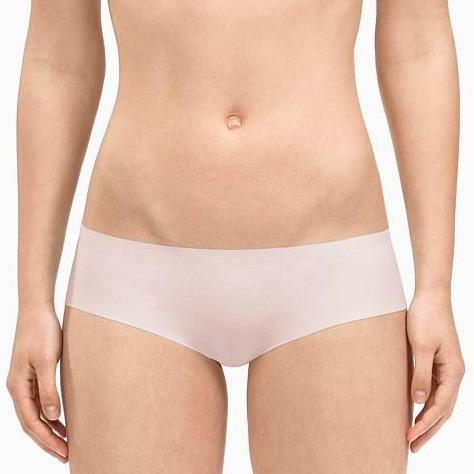 CALVIN KLEIN Invisible Hipster Brief D3429