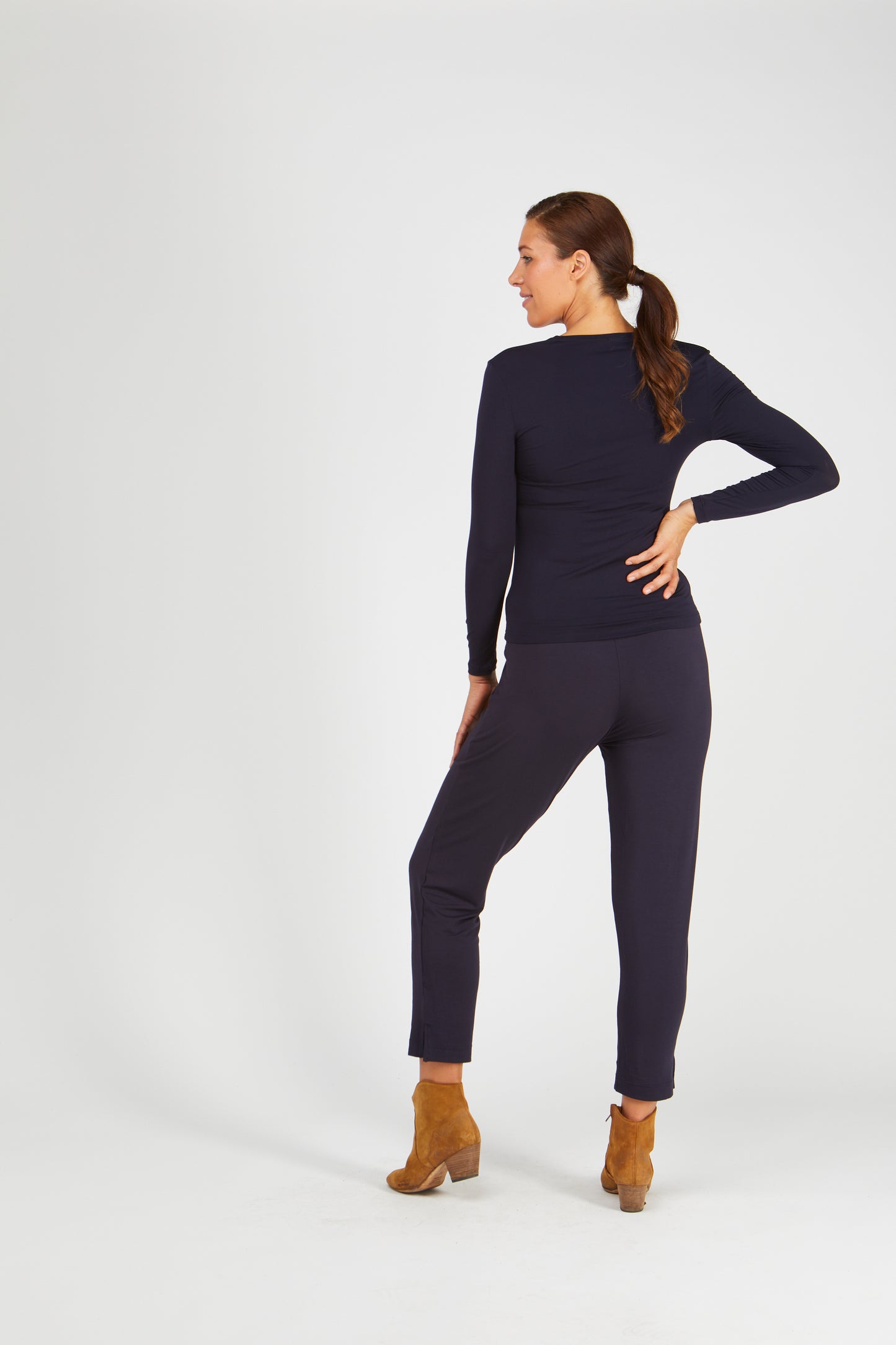 TANI Regular Long Sleeve Scoop Top Modal 79350