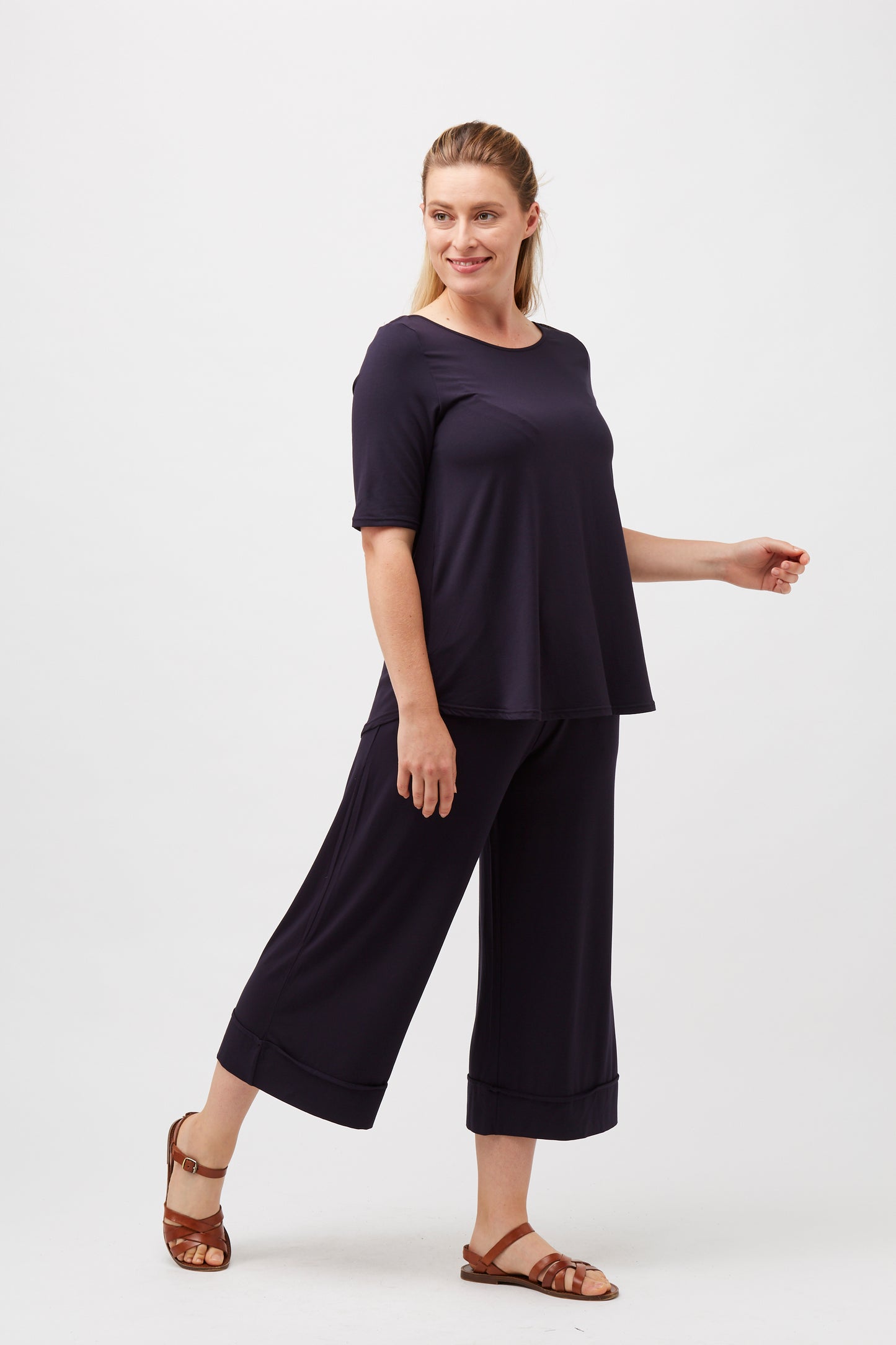 TANI Elbow Swing Tee 79765