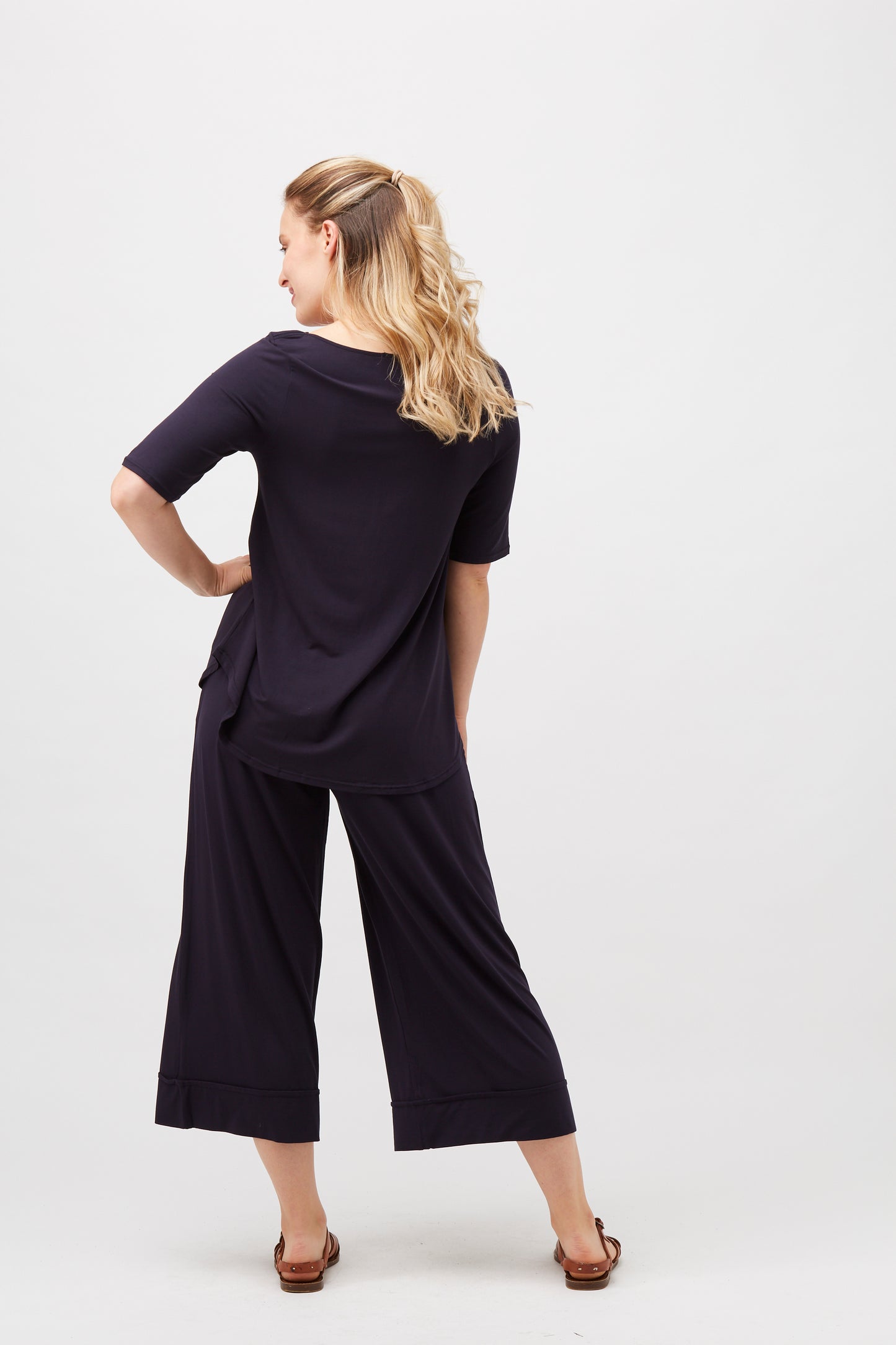 TANI Elbow Swing Tee 79765