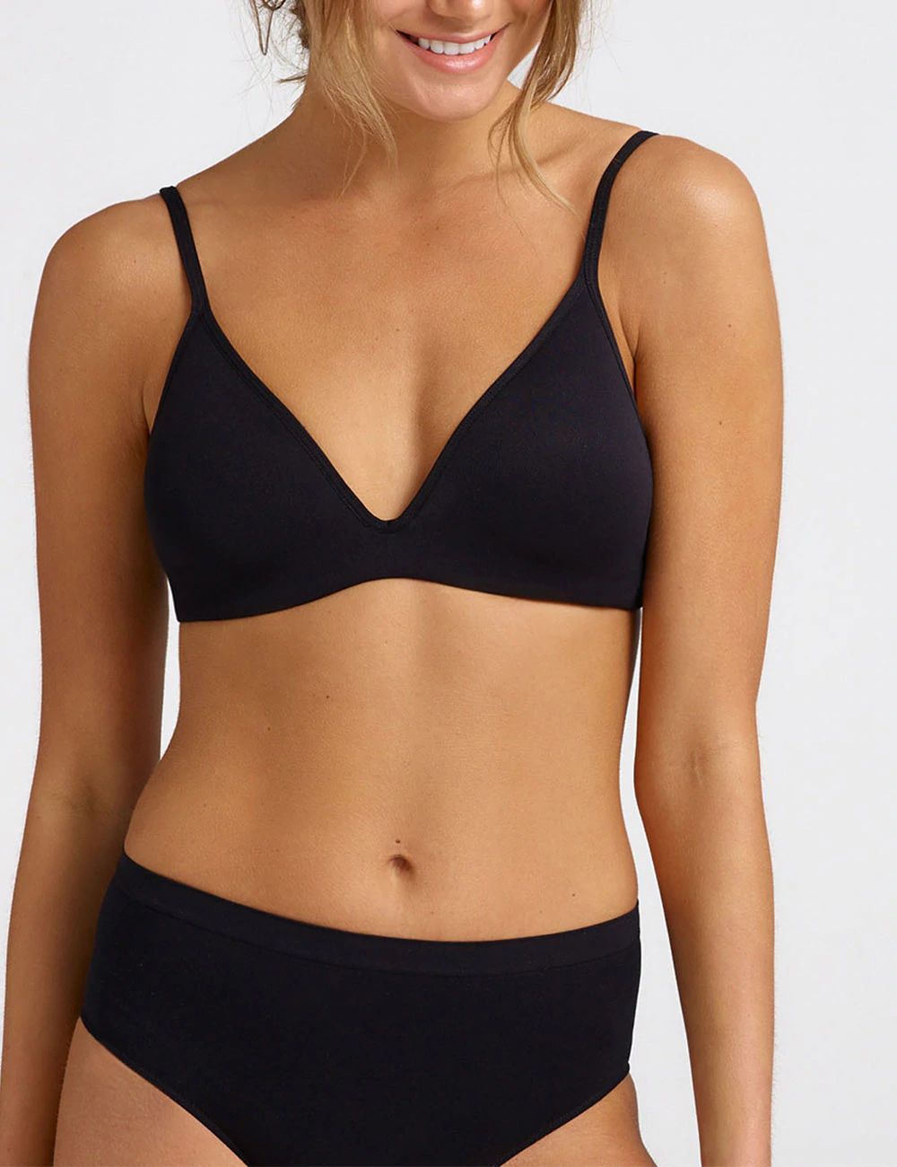 Ambra Seamless Singles Wirefree Bra AMNBTSHBR