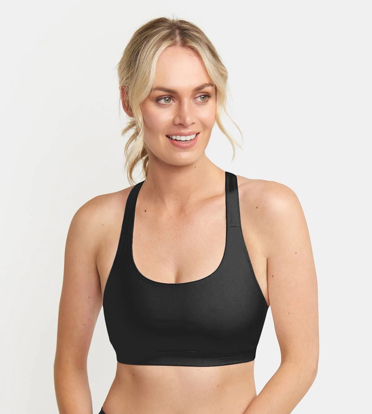 TRIUMPH Triaction Seamfree Crop Top 10070560