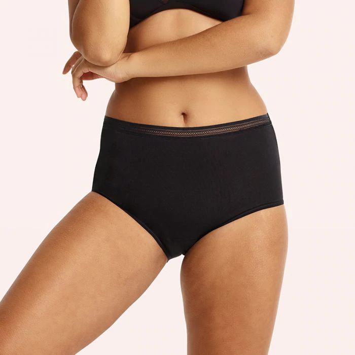 LOVE LUNA Heavy FLow Period Brief