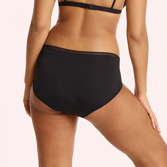 LOVE LUNA Heavy FLow Period Brief