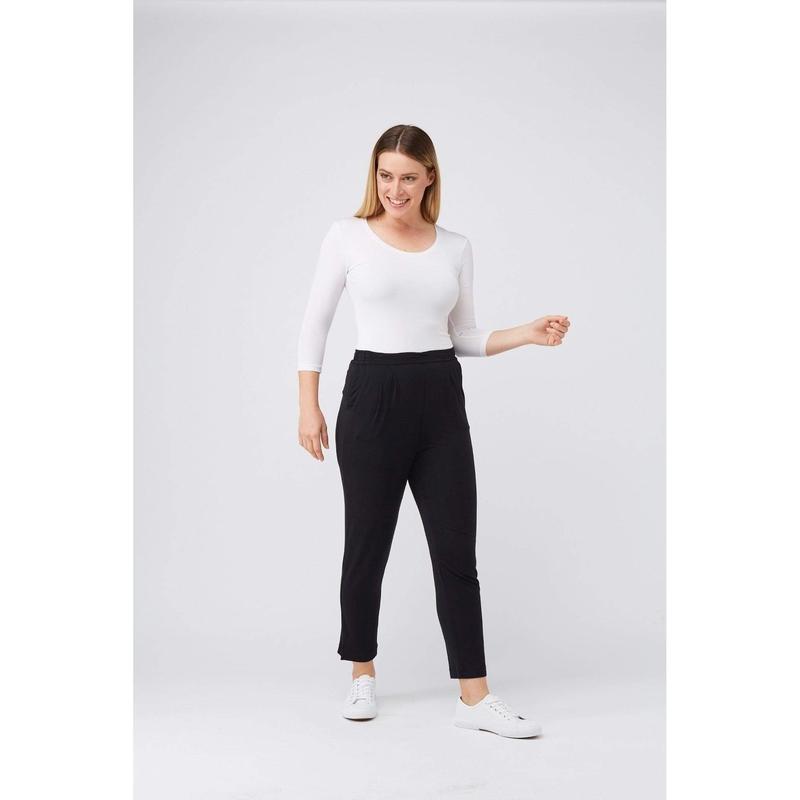TANI 3/4 Sleeve Scoop Neck Top Modal 79245